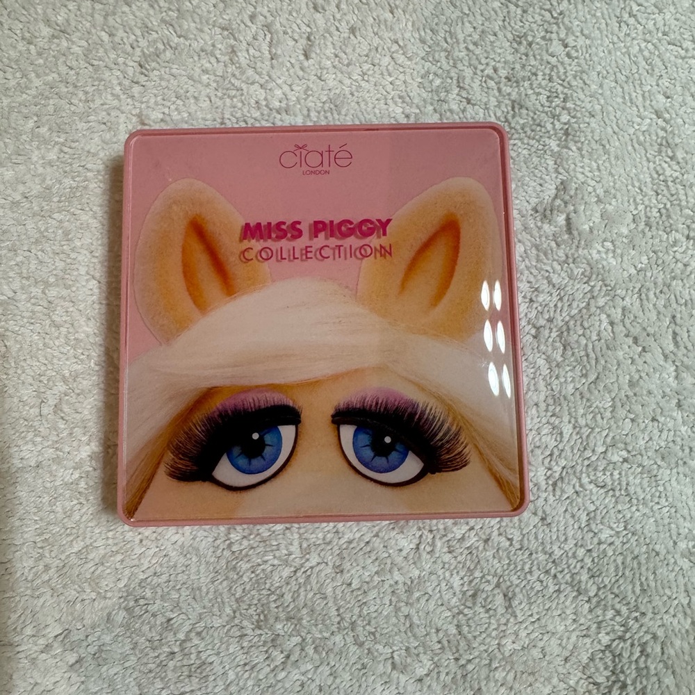 Ciate Miss Piggy Collection Blush Palette